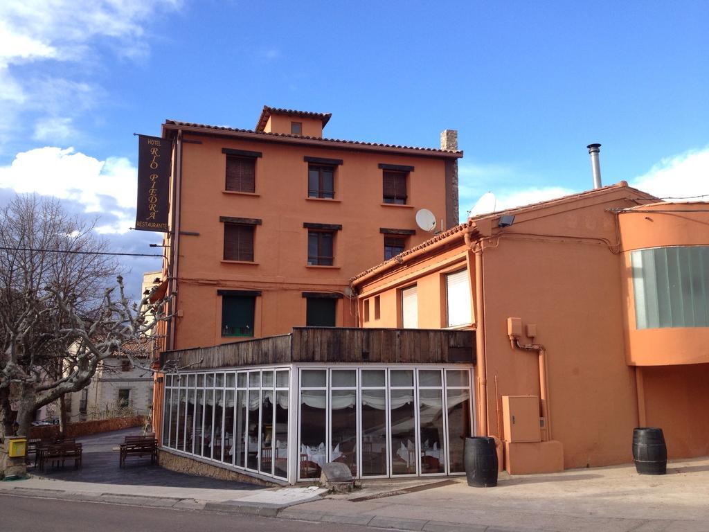 Hotel Rio Piedra Nuevalos Exterior photo